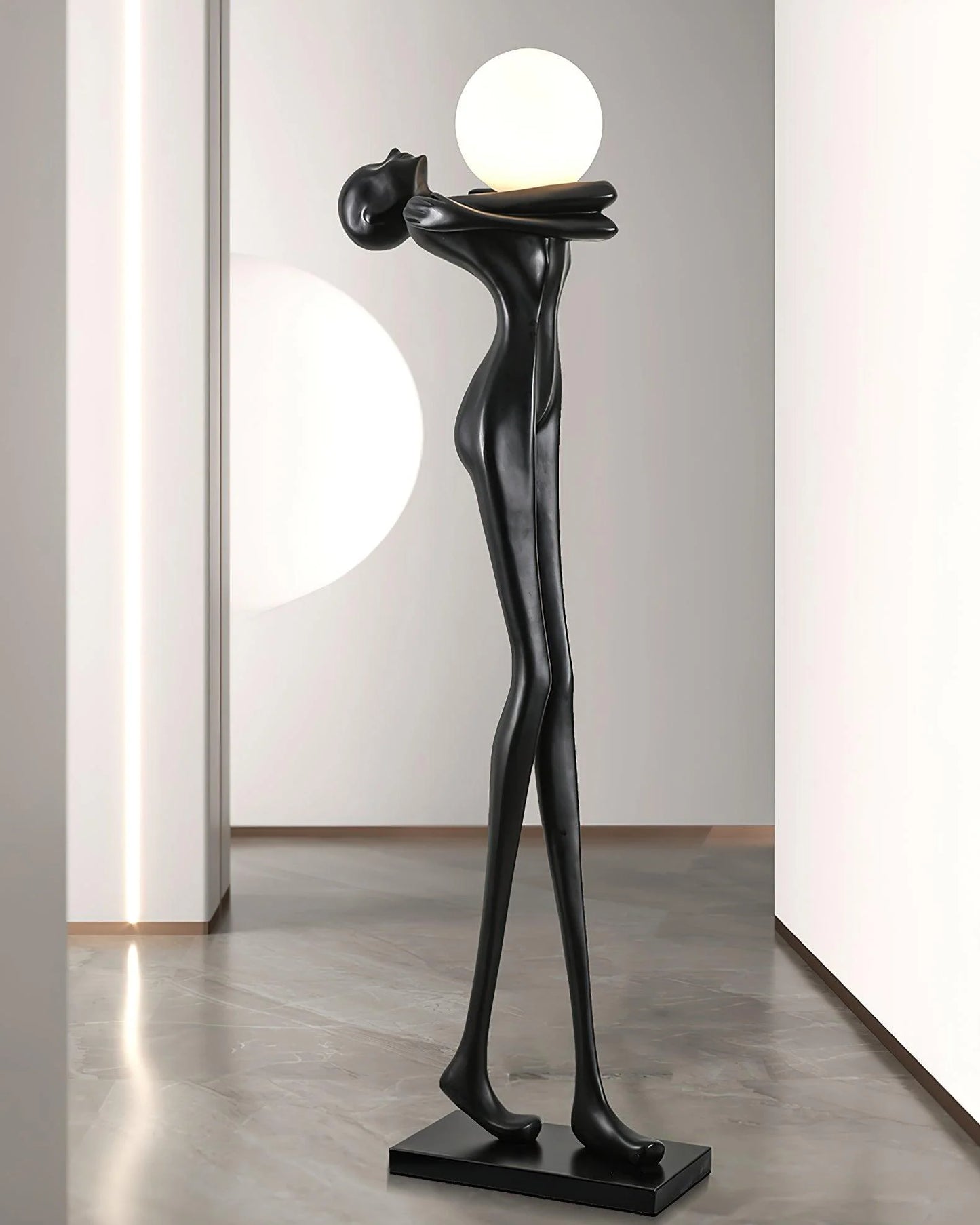 Moca Sculpture Figure Floor Lamp - Nuvé