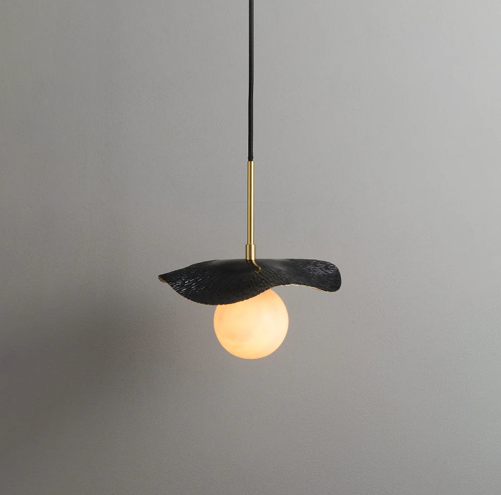 Alabaster Montera Brass Pendant Light - Nuvé
