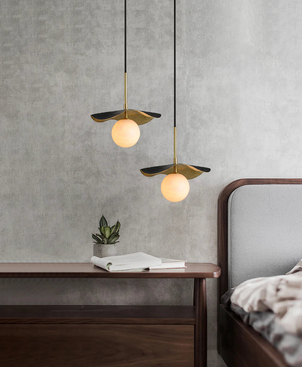 Alabaster Montera Brass Pendant Light - Nuvé
