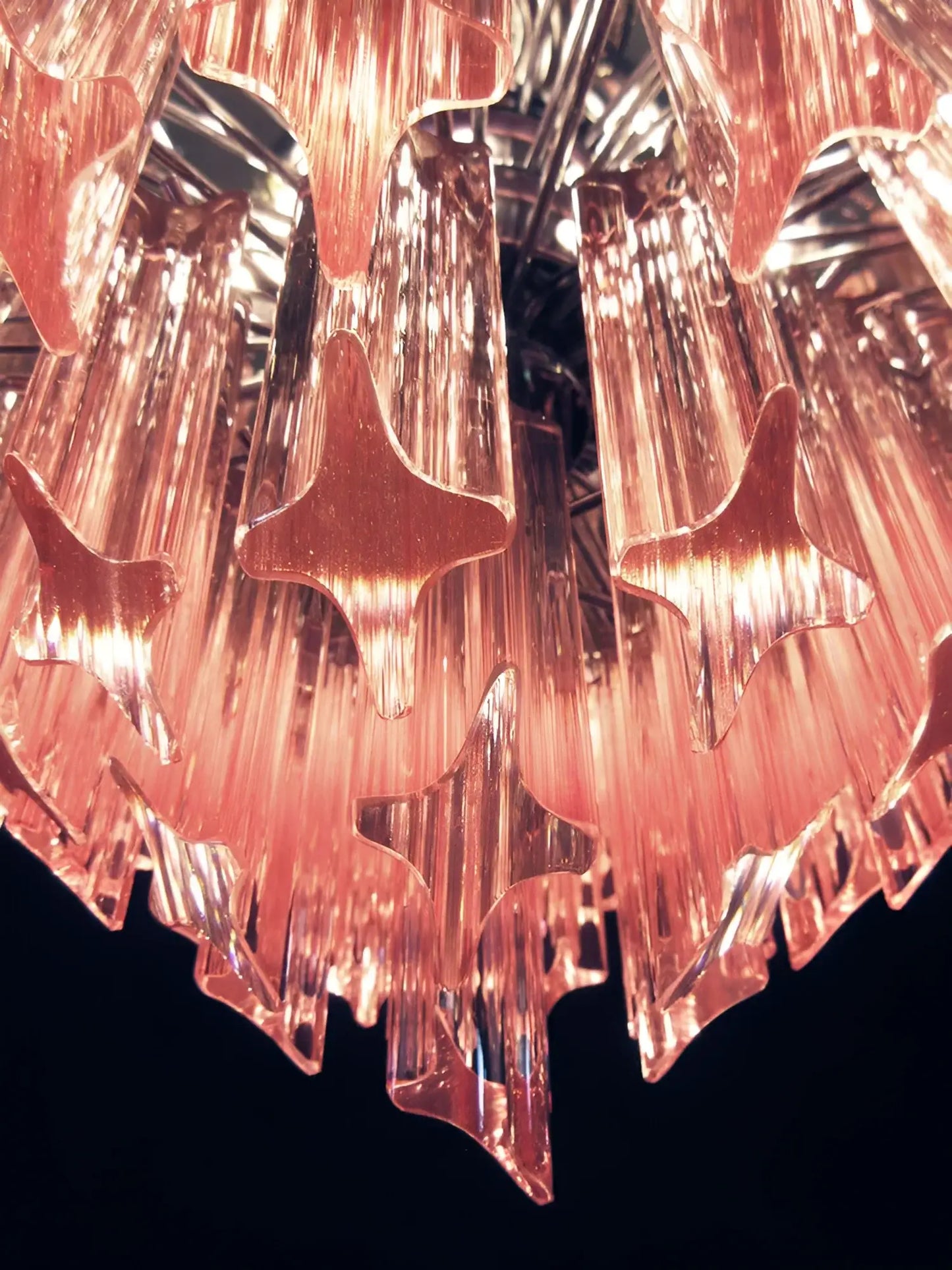 Murano Quadriedri Prisms Pink Chandelier - Nuvé