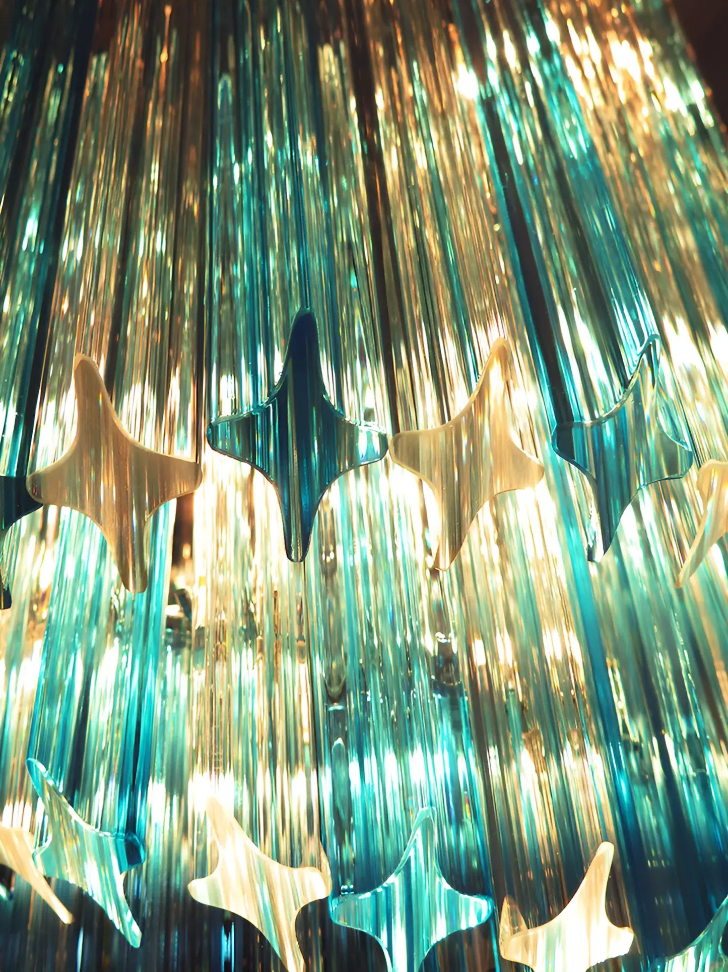 Murano Spiral Transparent Blue Prism Glass Chandelier - Nuvé