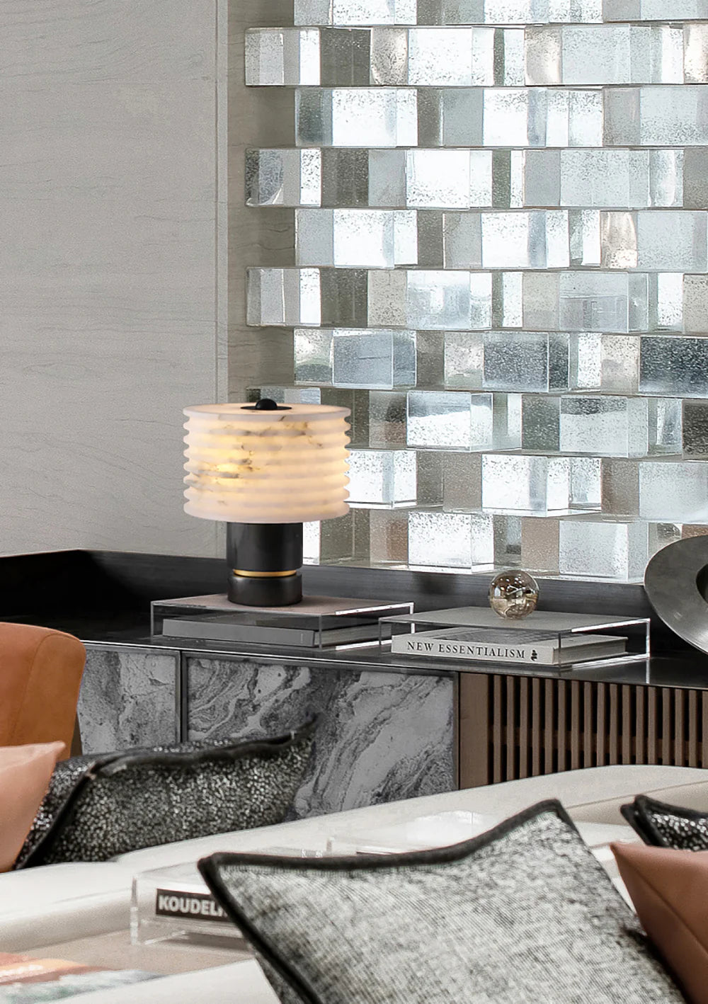 Outela Modern Alabaster Table Lamp - Nuvé