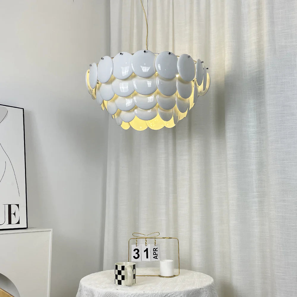 Pembridge White Ceramic Chandelier - Nuvé