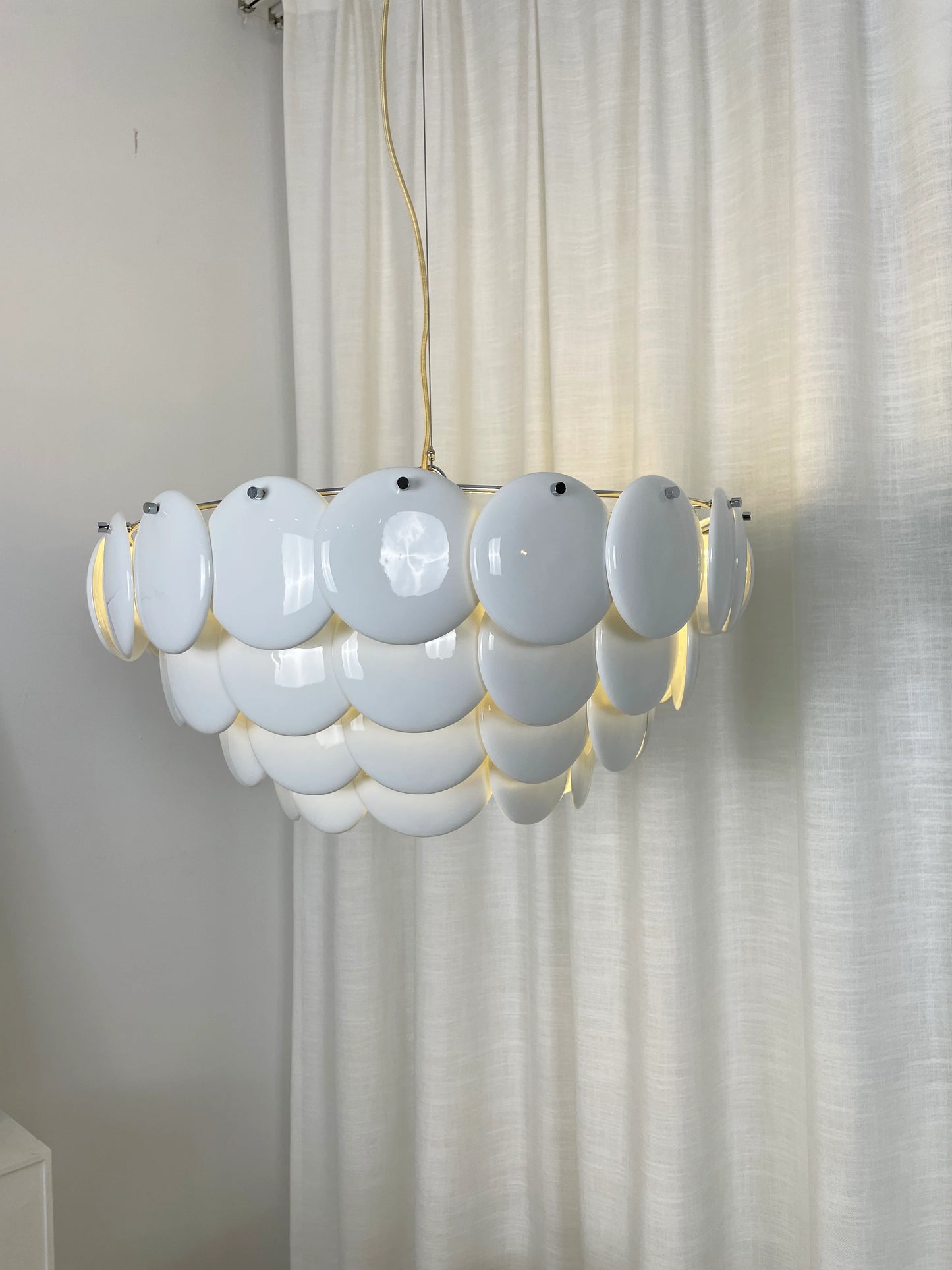 Pembridge White Ceramic Chandelier - Nuvé
