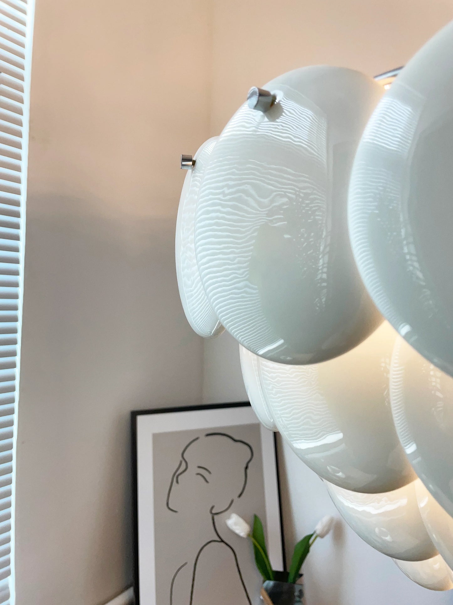 Pembridge White Ceramic Chandelier - Nuvé