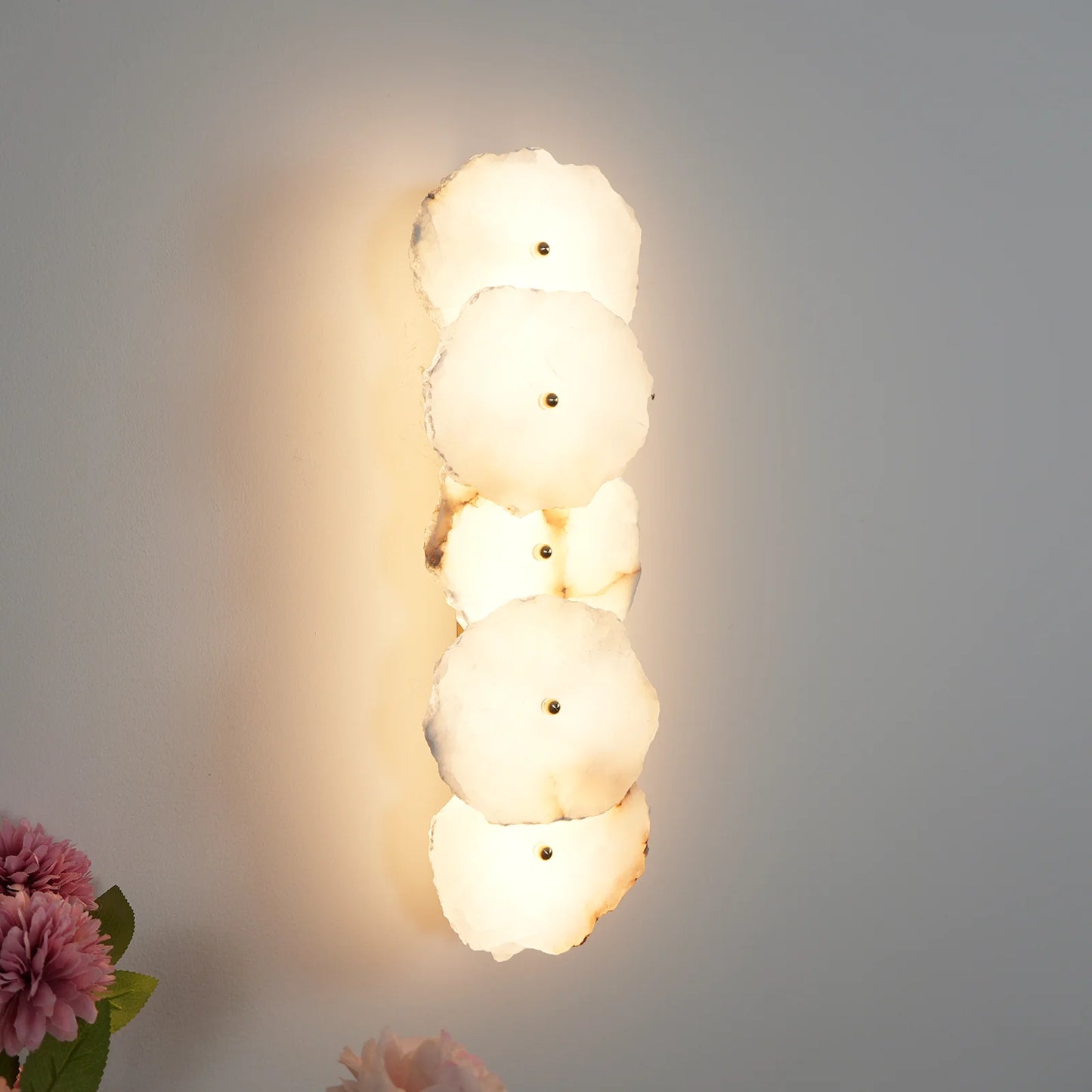 Petra Wall Lamp - Nuvé
