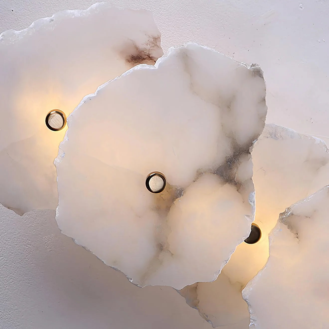 Petra Wall Lamp - Nuvé