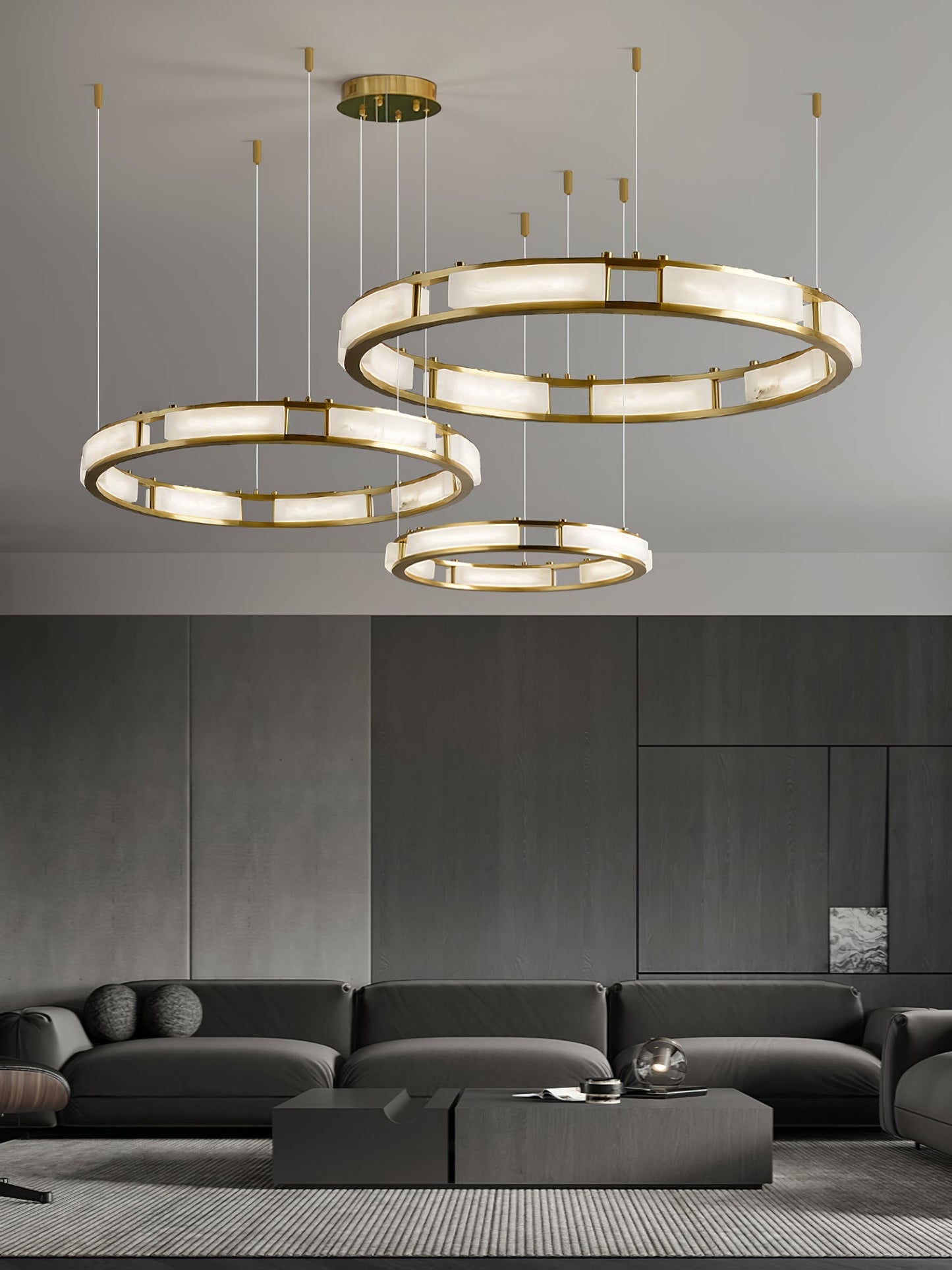 Round Qatar Alabaster Chandelier - Nuvé