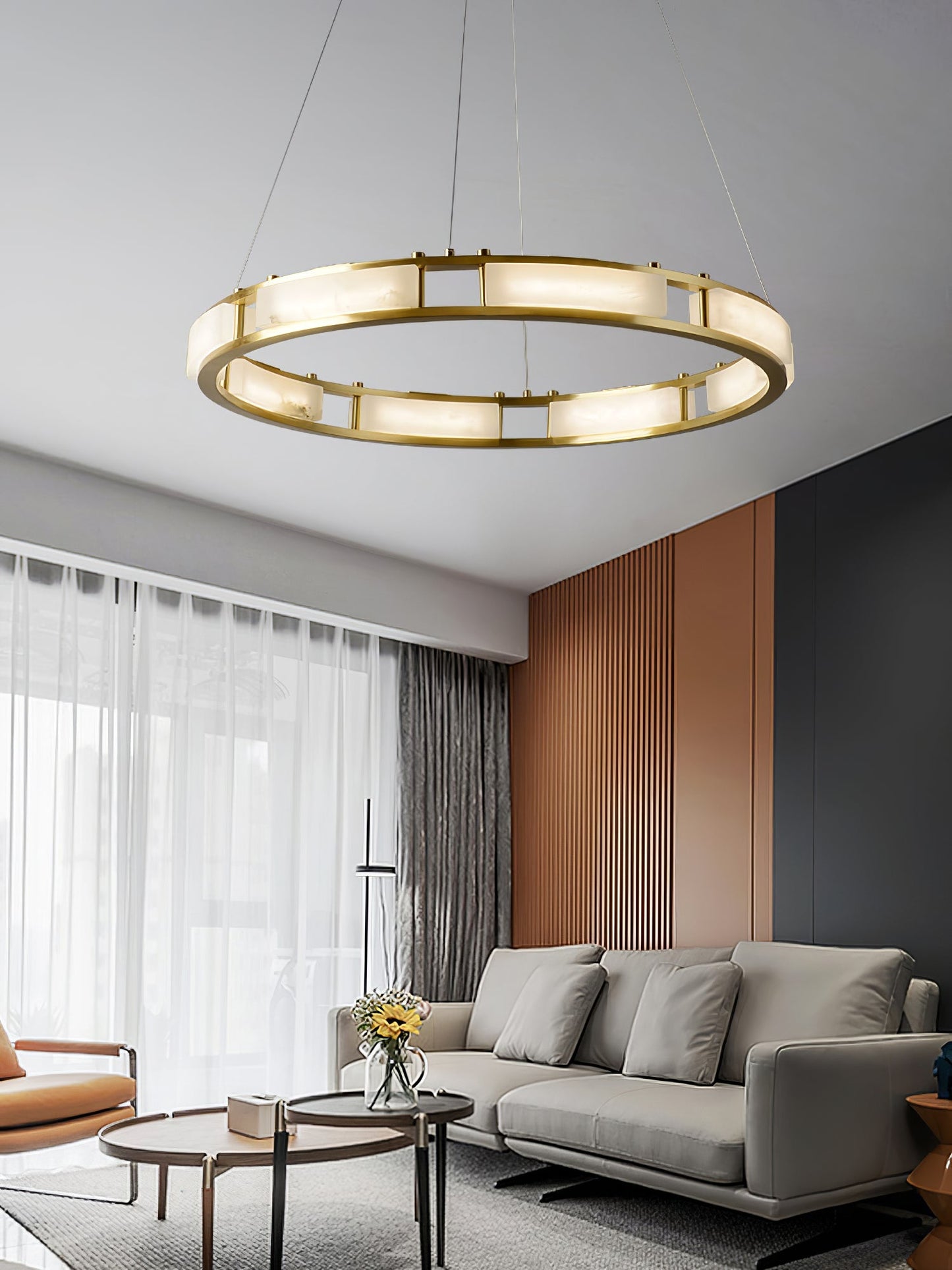 Round Qatar Alabaster Chandelier - Nuvé