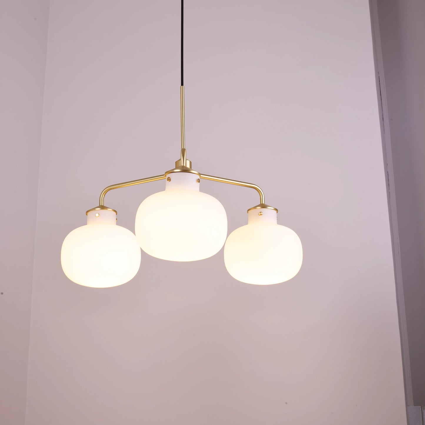 Modern Raito Opal Glass Chandelier - Nuvé