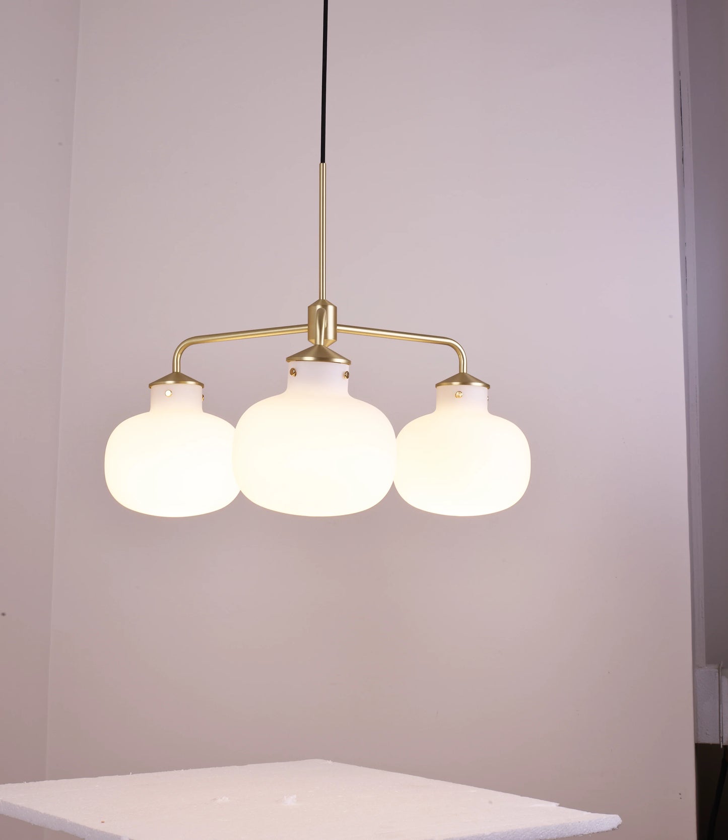 Modern Raito Opal Glass Chandelier - Nuvé