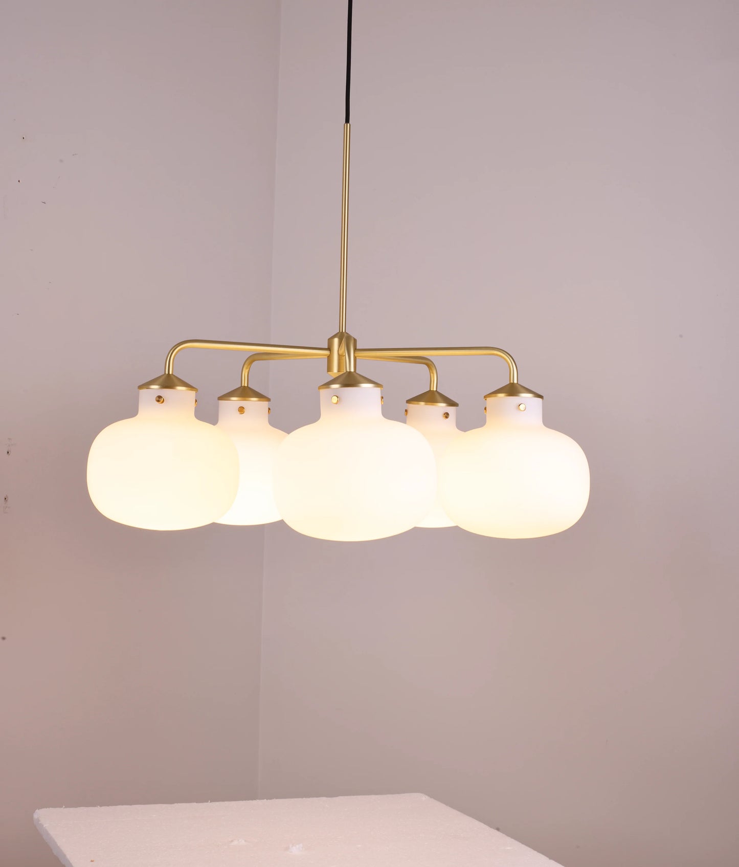 Modern Raito Opal Glass Chandelier - Nuvé