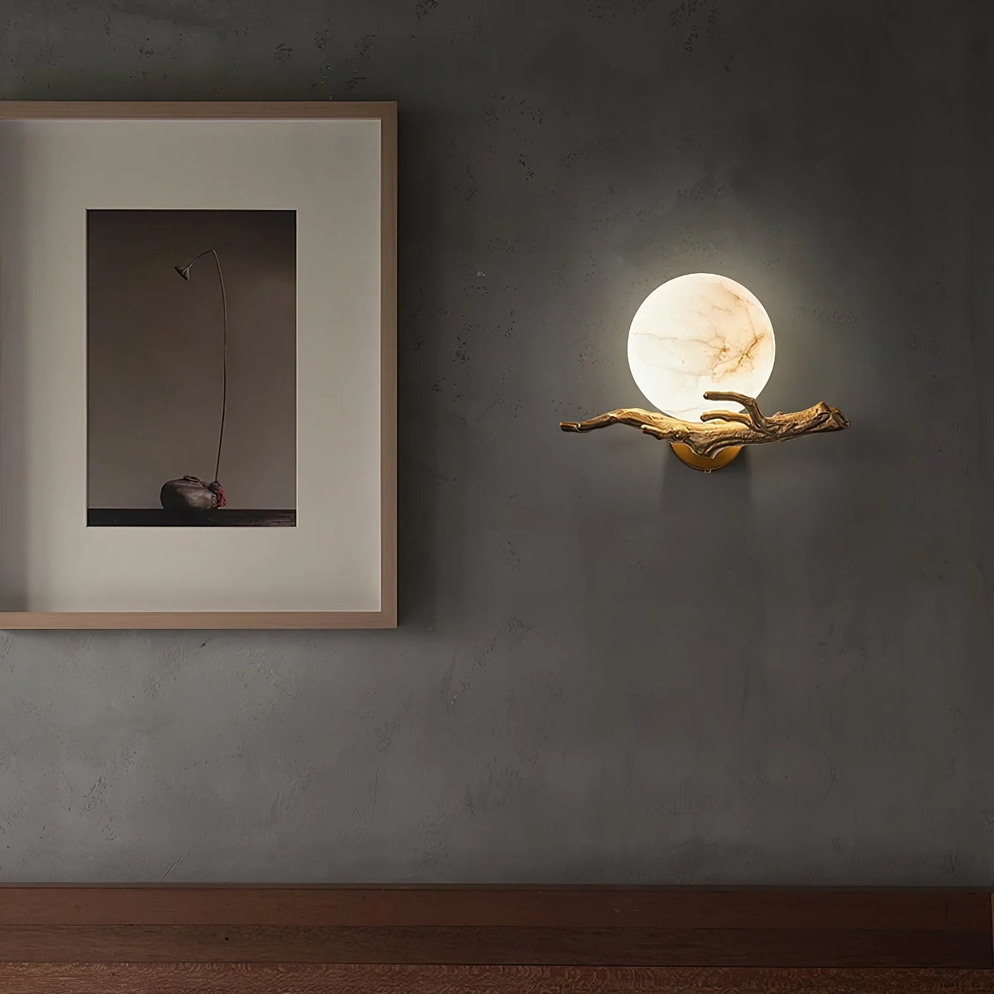 Retro Twigs Round Alabaster Wall Lamp - Nuvé