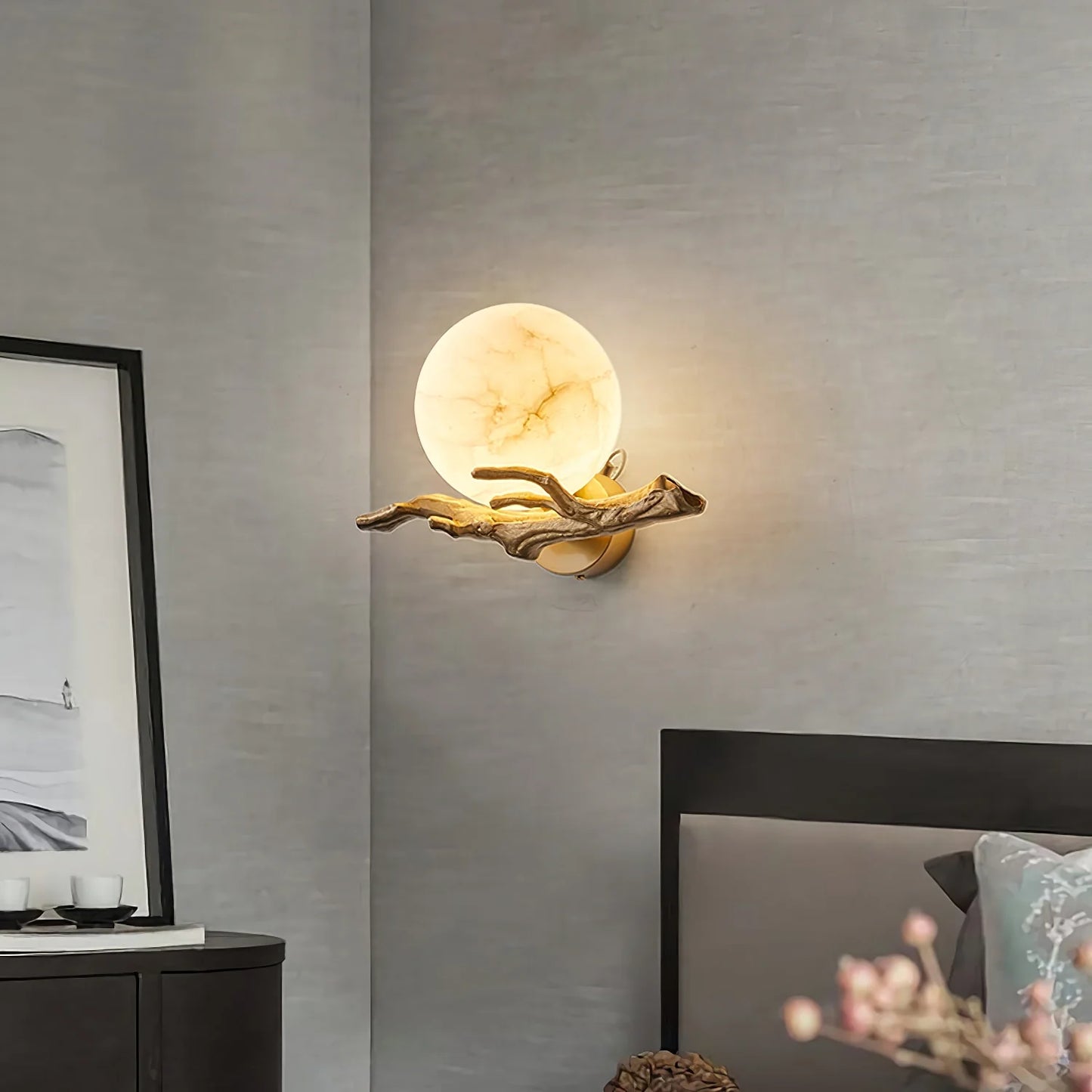Retro Twigs Round Alabaster Wall Lamp - Nuvé