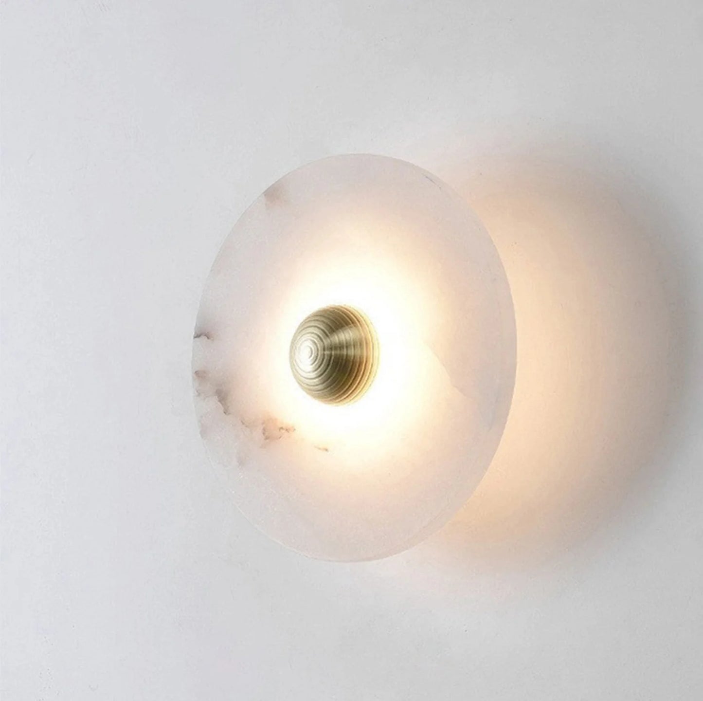 Round Alabaster Wall Lamp - Nuvé