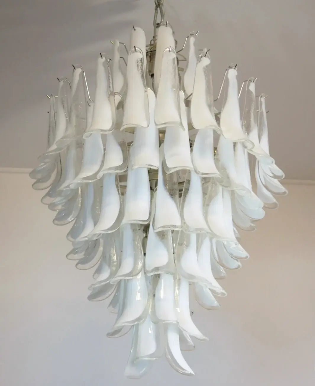 Stunning Murano White Glass Petals Chandelier - Nuvé