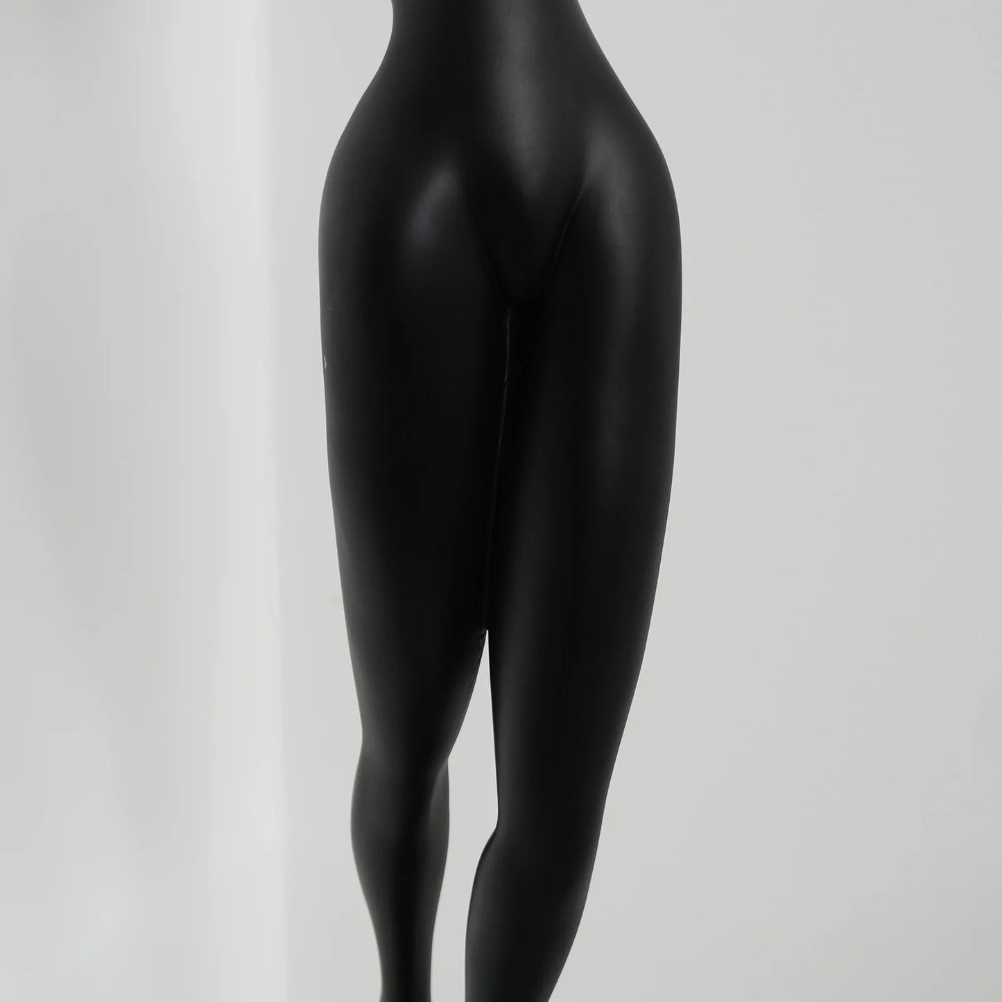 Stursa Sculpture Figure Floor Lamp - Nuvé