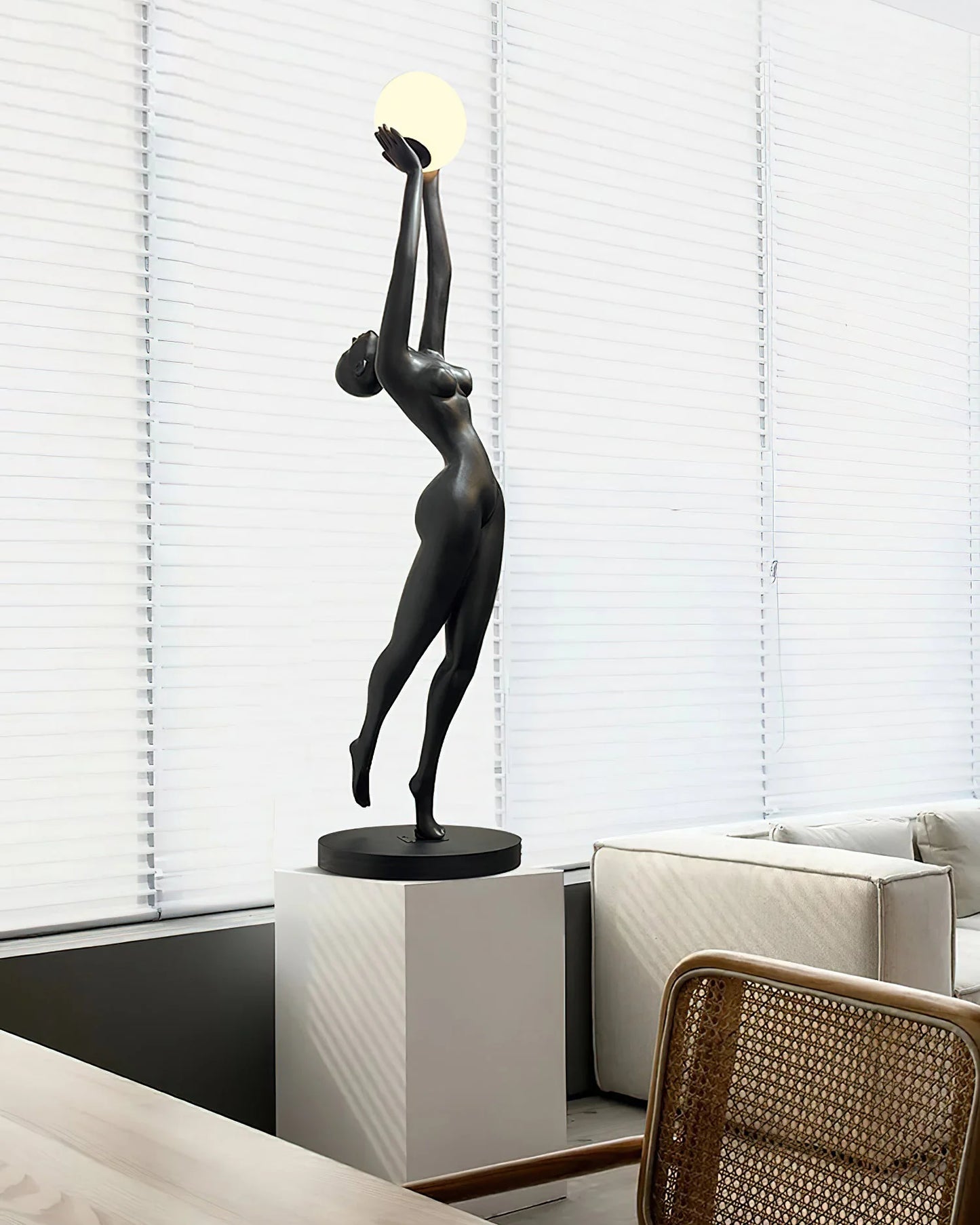 Stursa Sculpture Figure Floor Lamp - Nuvé
