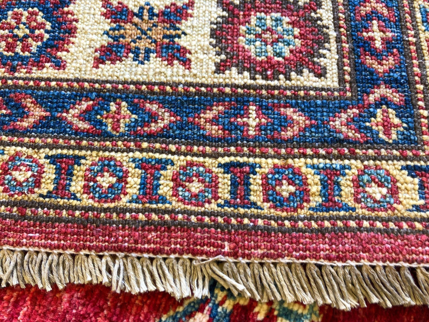 Super Kazak red/ivory (3x5) - Nuvé