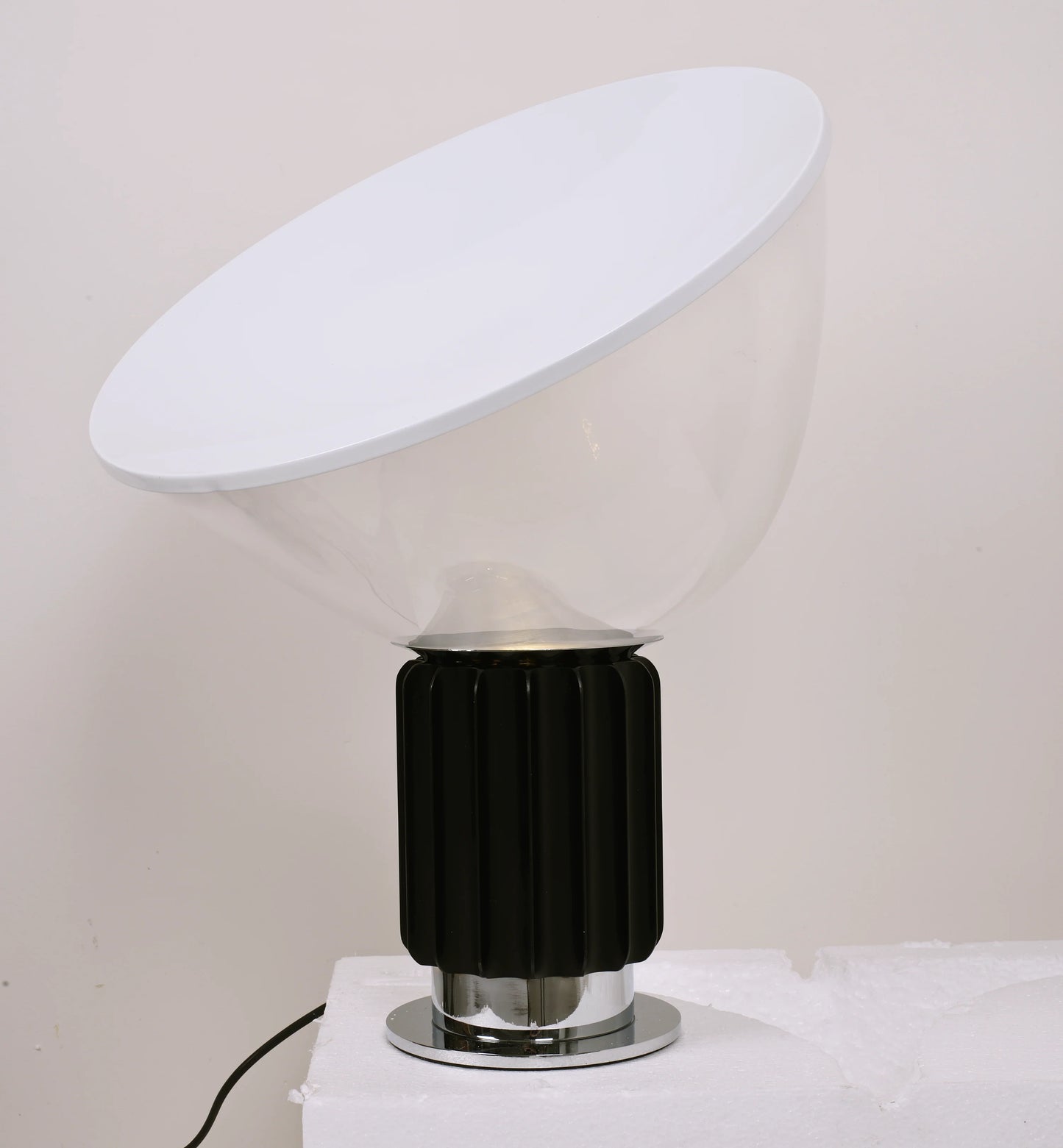 Taccia Glass Table Lamp - Nuvé