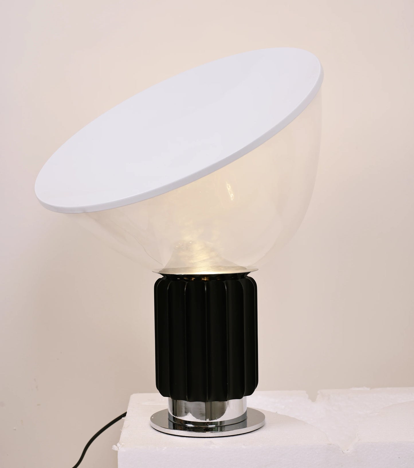 Taccia Glass Table Lamp - Nuvé