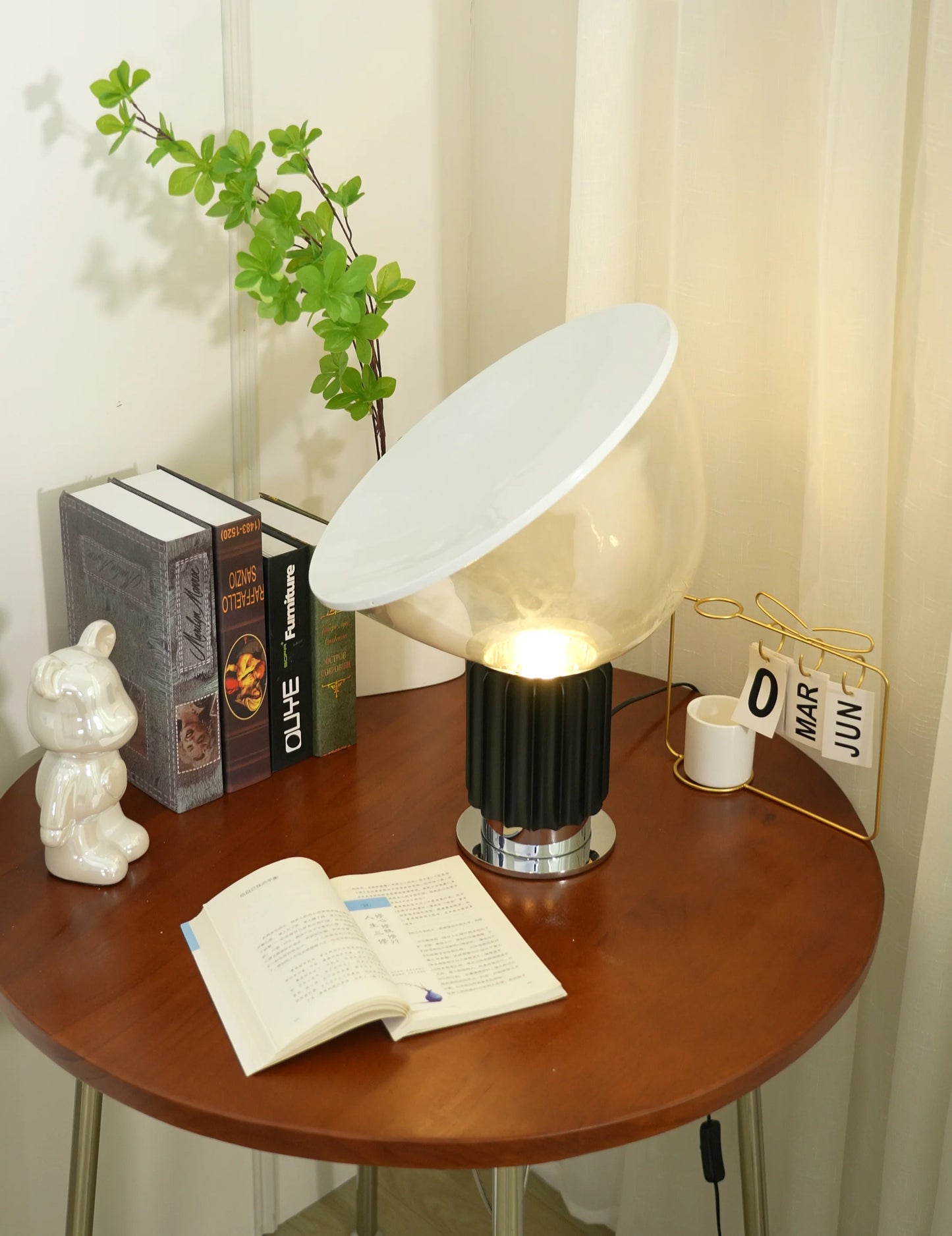 Taccia Glass Table Lamp - Nuvé
