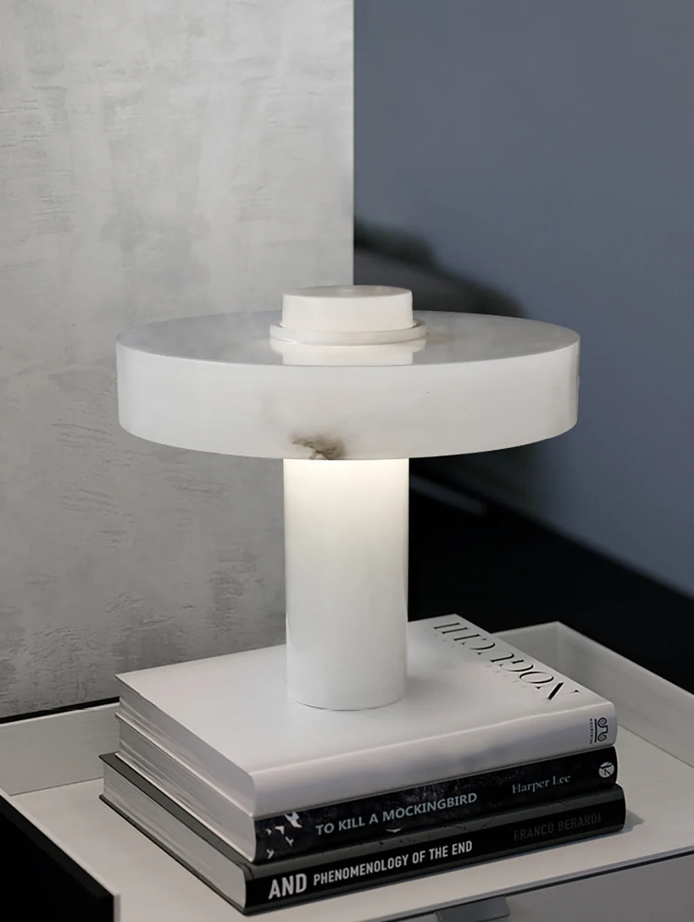 Tramonto Alabaster Table Lamp - Nuvé