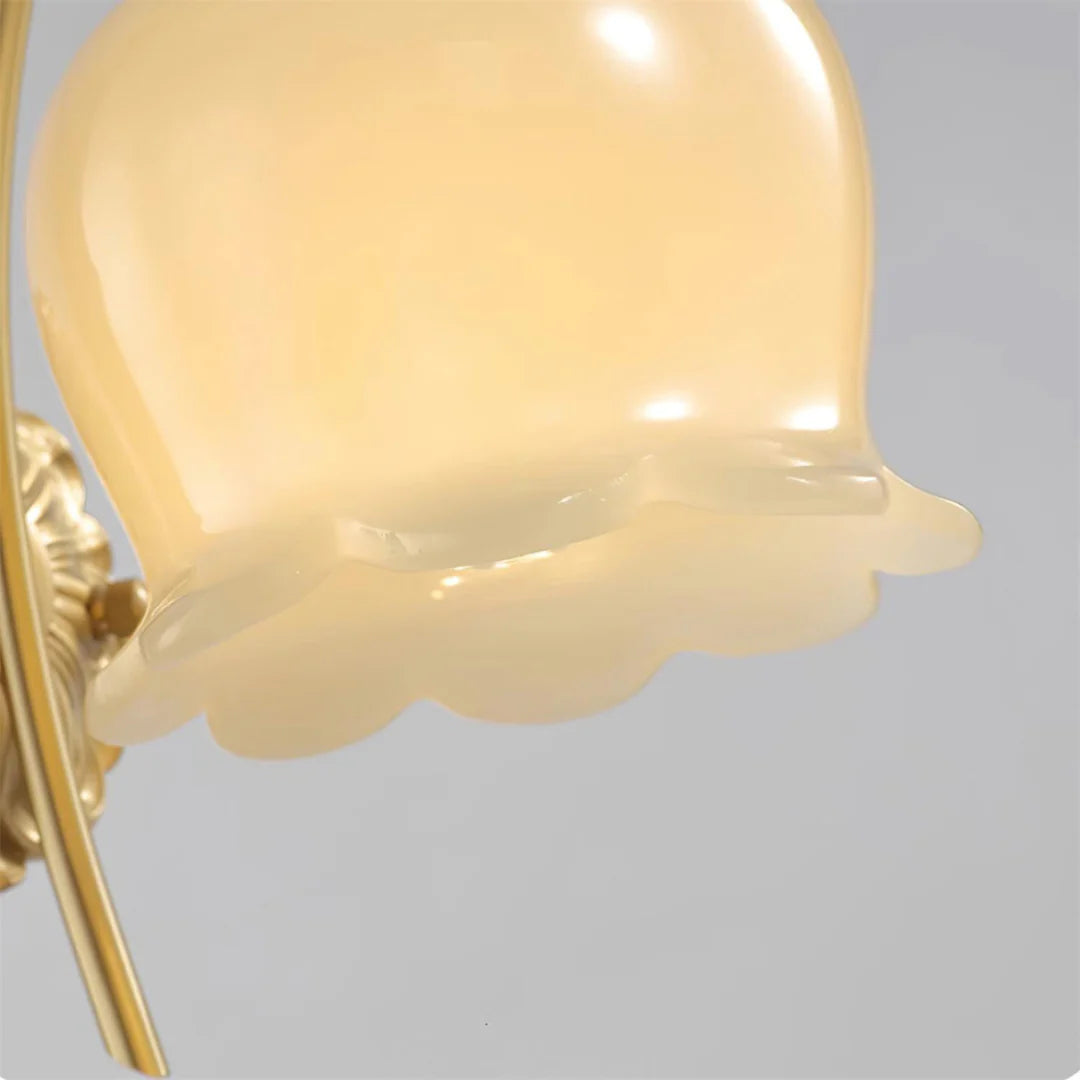 Valley Flower Brass Wall Lamp - Nuvé
