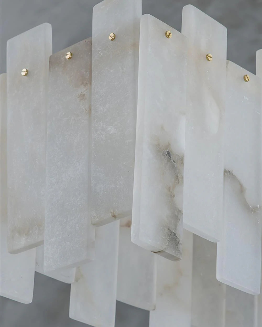 Modern Alabaster Venus Linear Chandelier - Nuvé