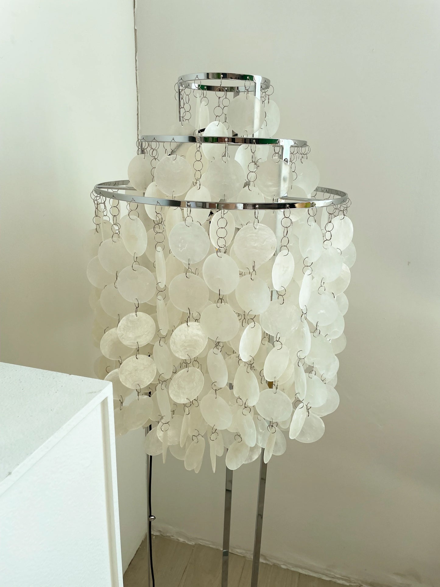 Vintage Shell Floor Lamp - Nuvé