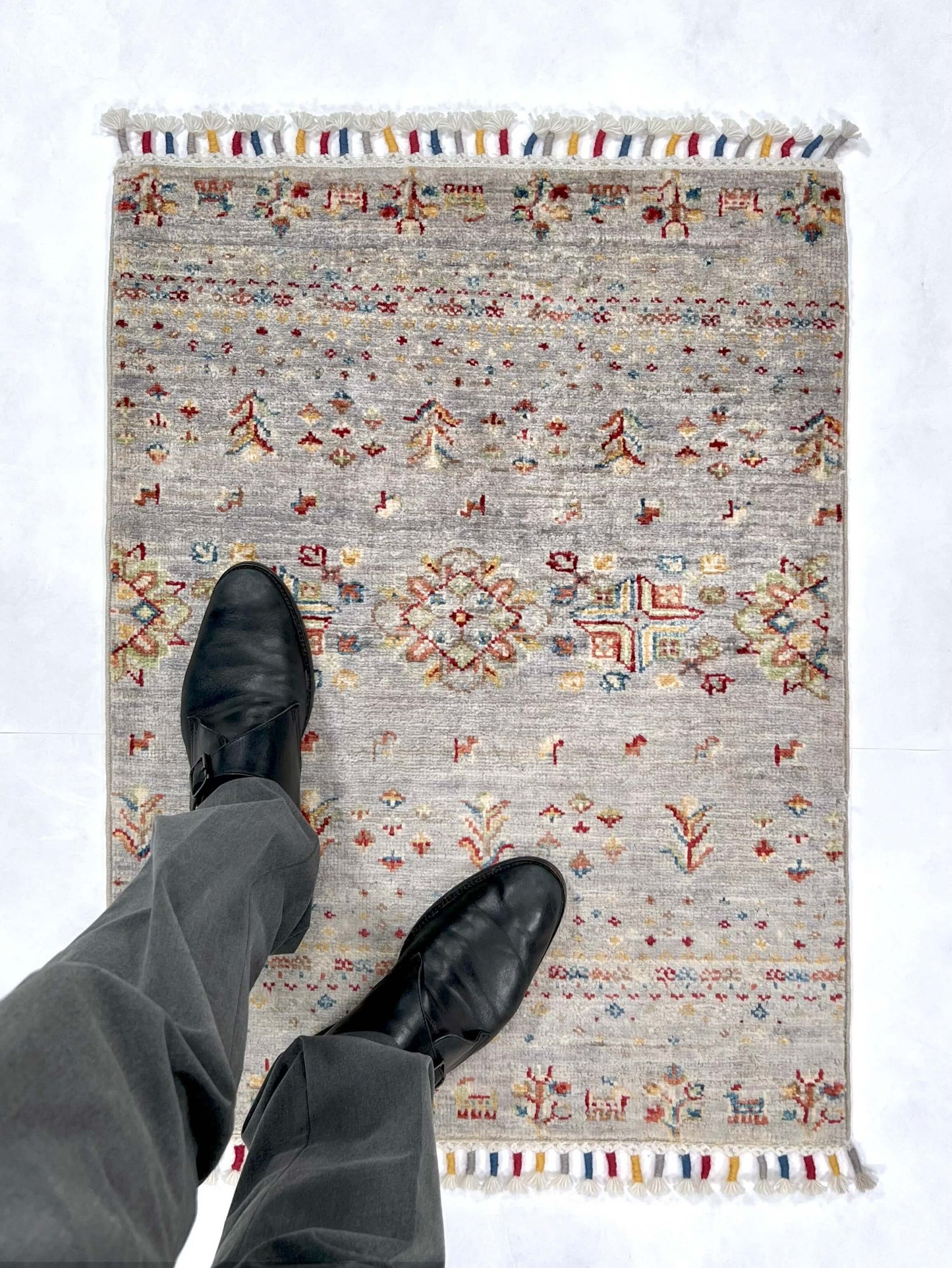 Afghan Gabbeh (2'00"x2'07") light gray - Nuvé