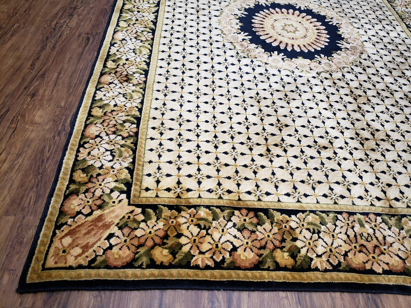 Indian Rug with Tibetan Weave, 6x8 - 6x9 Rugs, Indo-Tibetan Rug, Black and Cream Beige Tan, Floral Border, Soft Rug, Handmade Area Rug, Wool - Nuvé