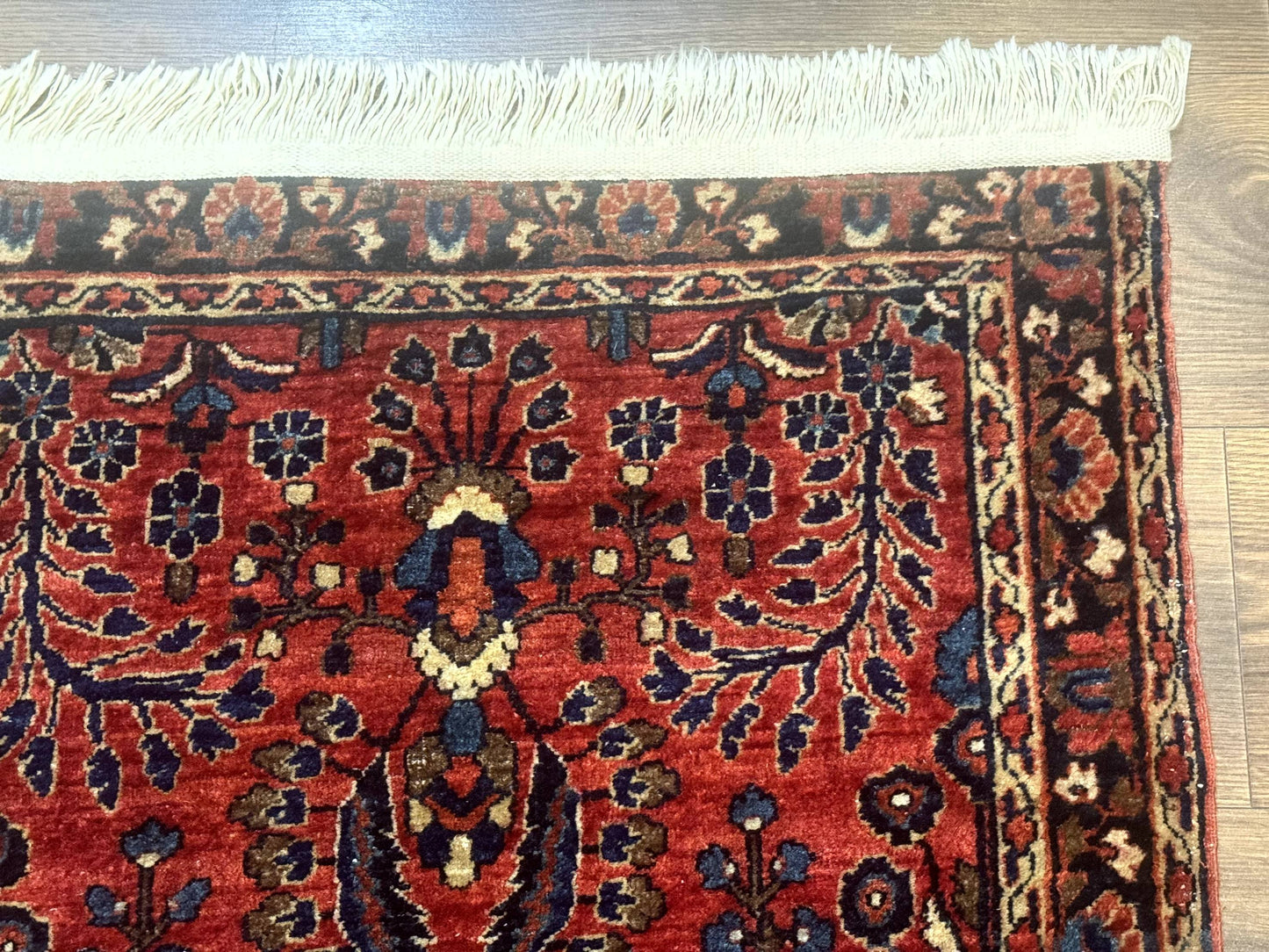 Small Red Persian Sarouk Rug 2.7 x 4.9, Floral, Antique - Nuvé