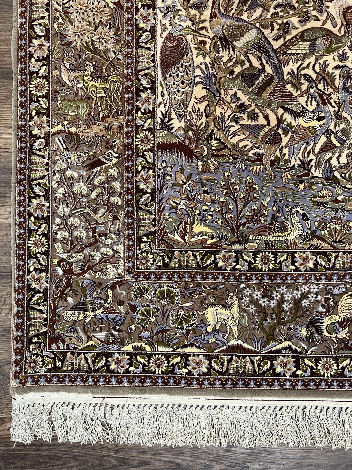 Persian Isfahan Rug 5x8 - Tree of Life, Animal Pictorials, Kork Wool & Silk - Nuvé