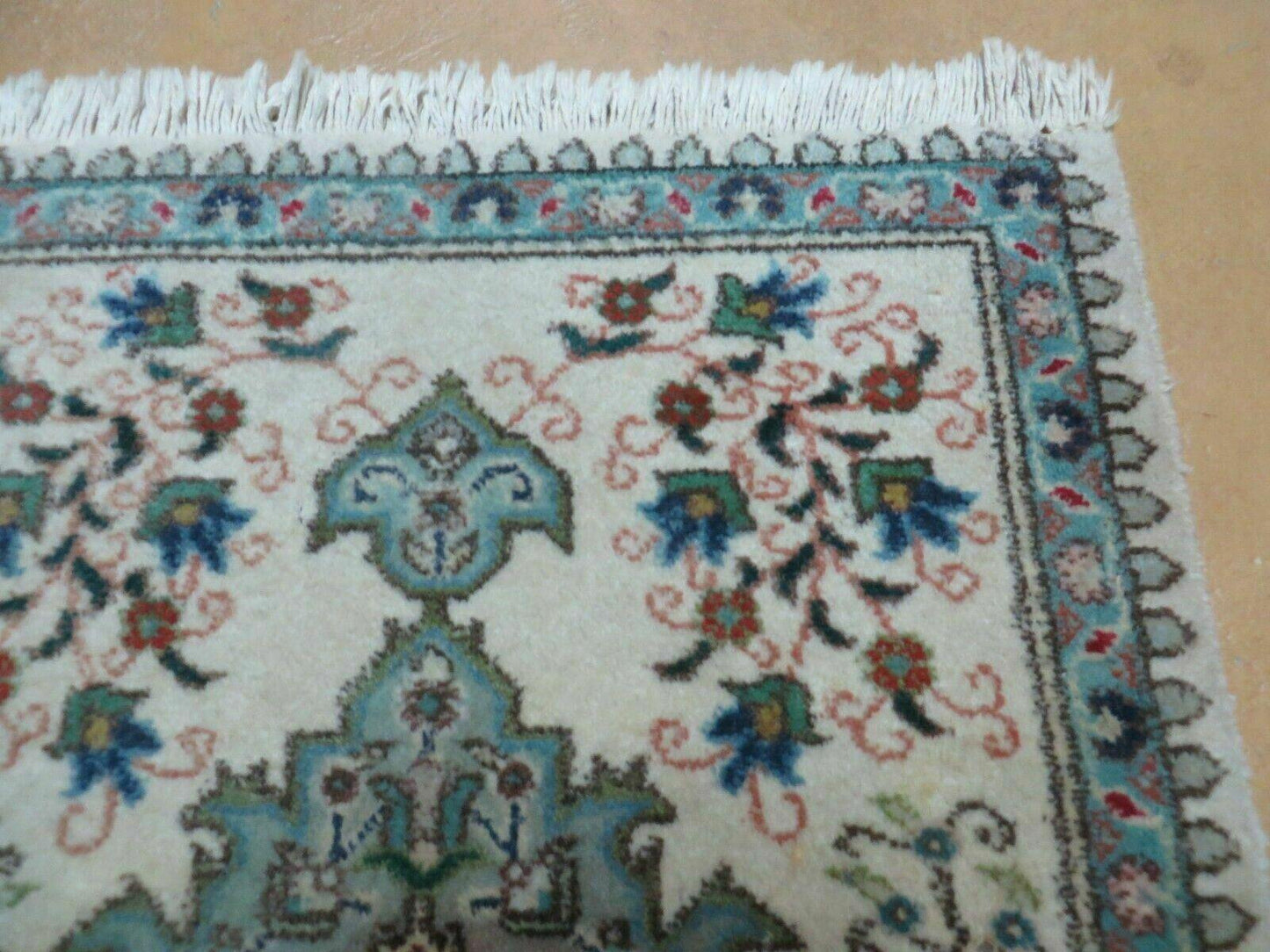 1' 9" X 2' 5" Handmade Indian Wool Rug Lahore Floral Design Small Oriental Rug Beige & Teal - Nuvé