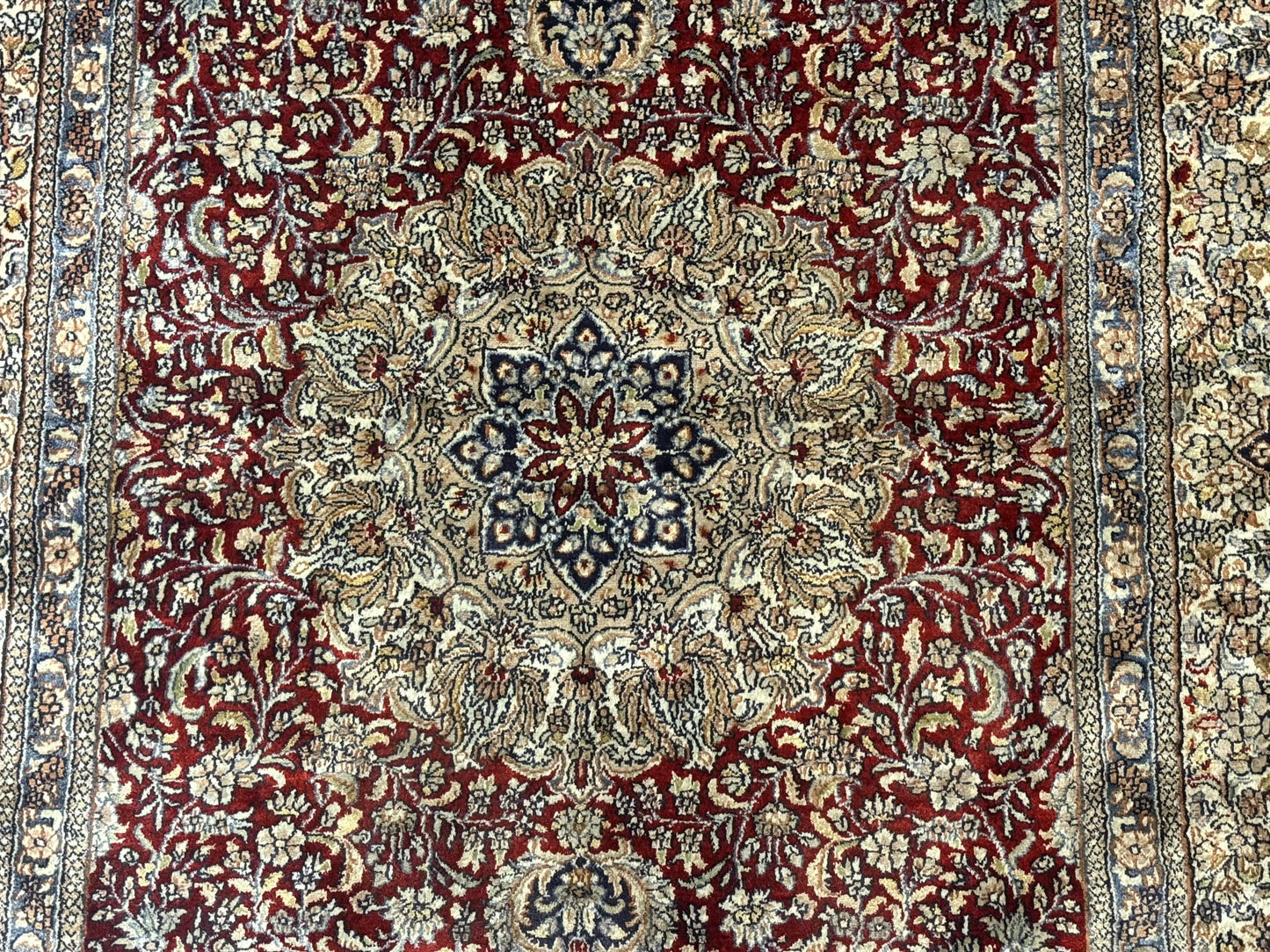 Sino Persian Silk Rug 3x5, Super Fine 440 KPSI, Floral Medallion, Handmade - Nuvé