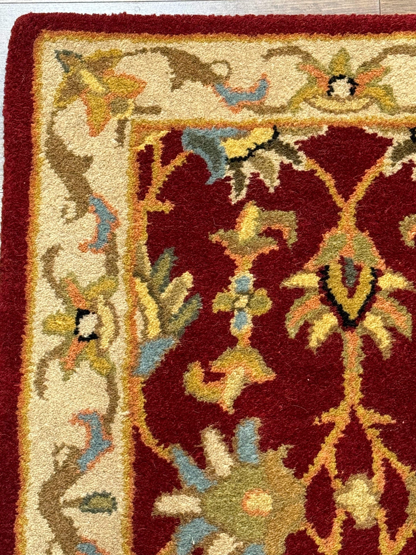 Small Floral Wool Rug 2x3, Safavieh Heritage Collection, Dark Red & Cream - Nuvé