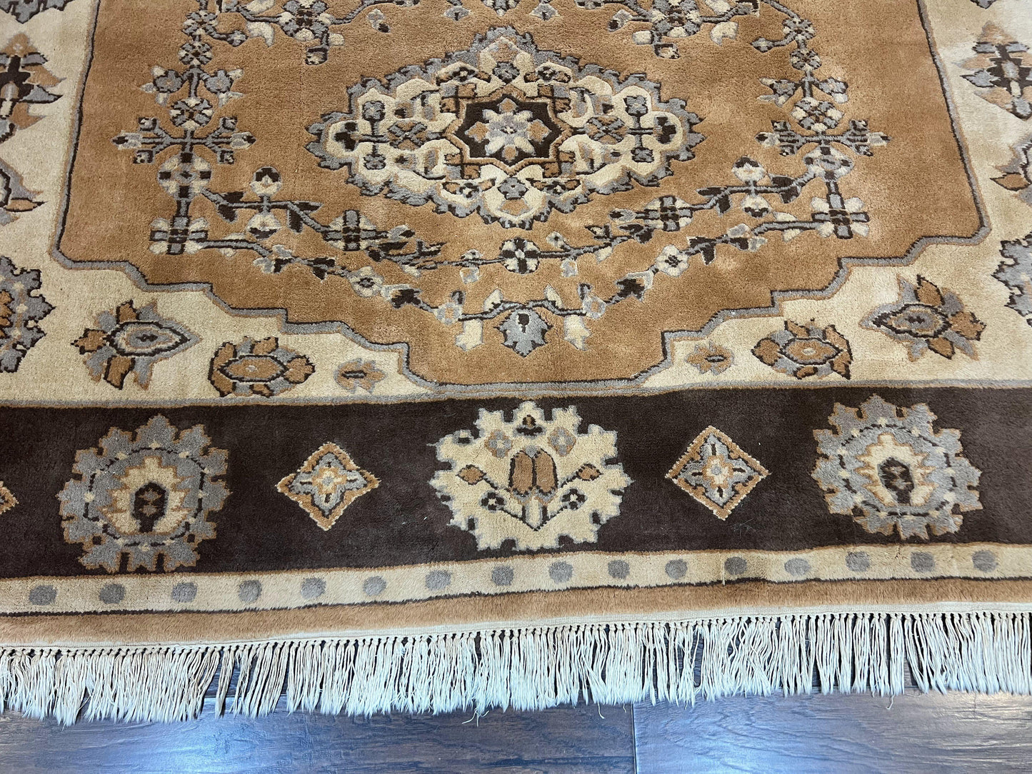 Indian Oushak Rug 8x10, Wool Hand Knotted Vintage Carpet - Nuvé