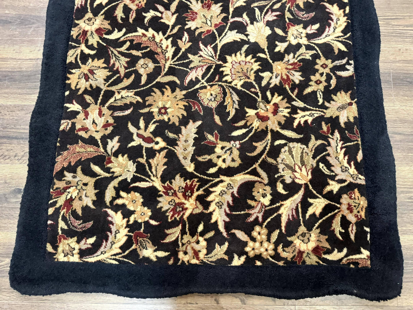Floral Runner Rug 3.6 x 17 - Nuvé