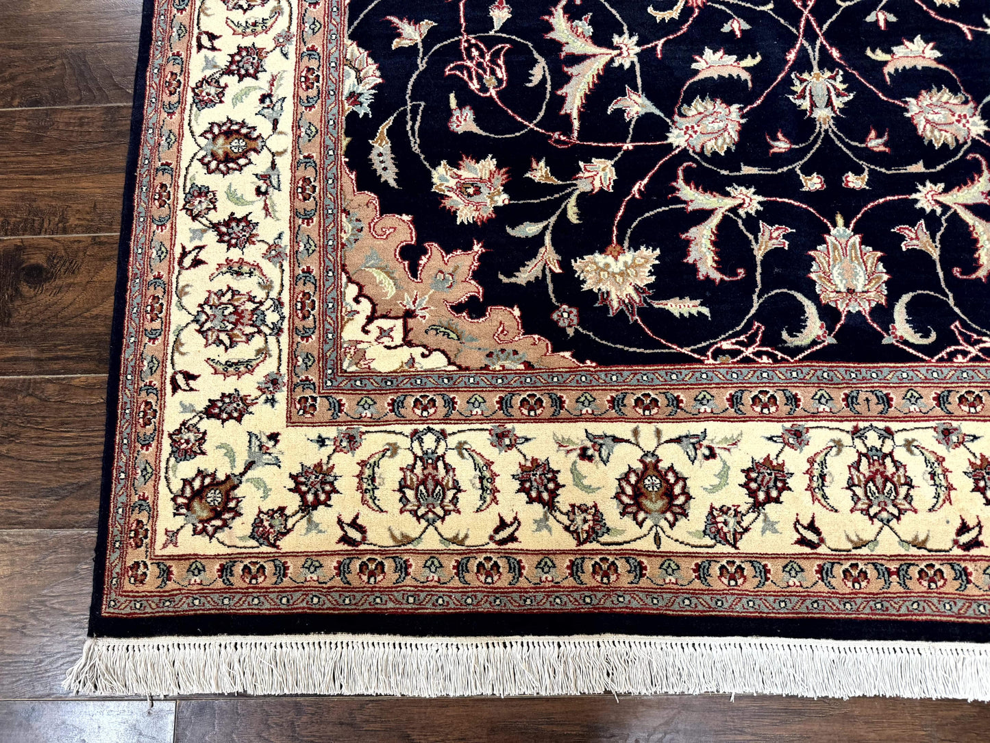 Navy Blue Pak Persian Rug 6x10, Floral Medallion, Traditional Persian Area Rug, Fine 240 KPSI - Nuvé