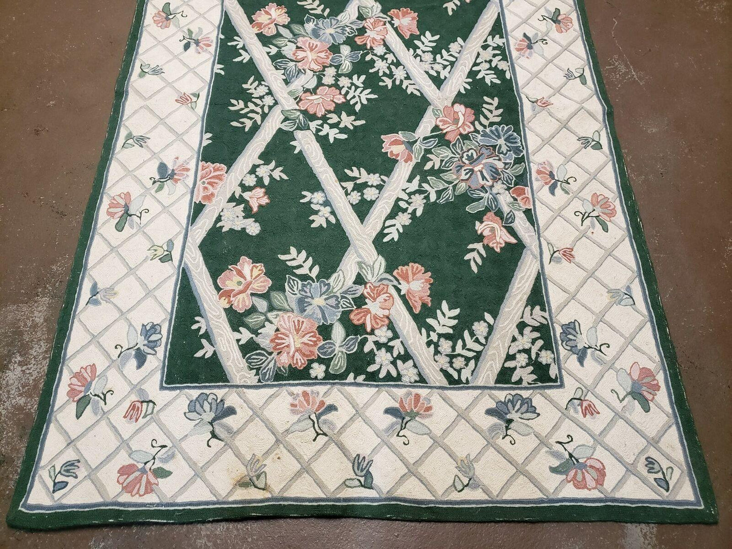 3' 6" X 5' 6" Hand Stitched Indian Wool Rug with Backing Green Beige - Nuvé
