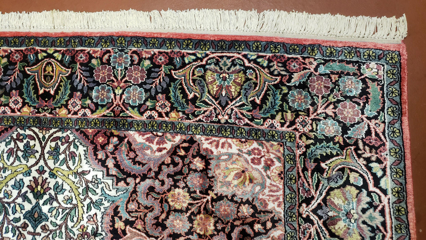 Indian Kashmiri Silk Rug 6x10, Ivory, Floral Medallion - Nuvé