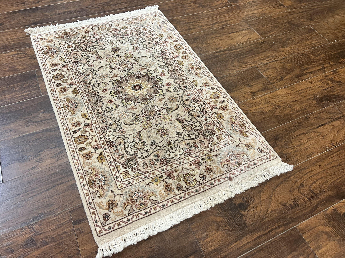 Sino Persian Rug 2.5 x 4, Hand Knotted Oriental Carpet, Small Persian Rug, Floral Medallion, Wool, Vintage - Nuvé