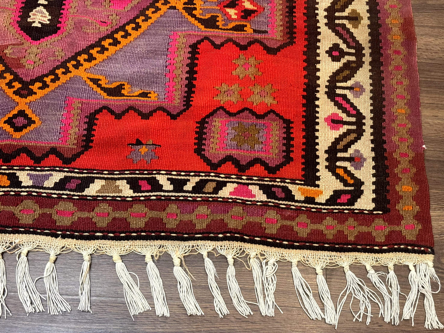 Persian Kurdish Zarand Kilim Rug 5x9, Red, Geometric Medallions, Wide Runner - Nuvé