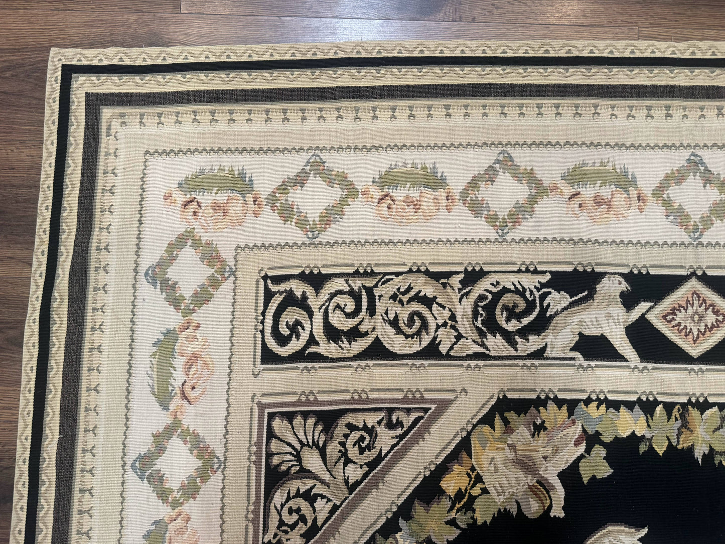 Aubusson Rug 6x8, European Design, Lion Pictorials, Black - Nuvé