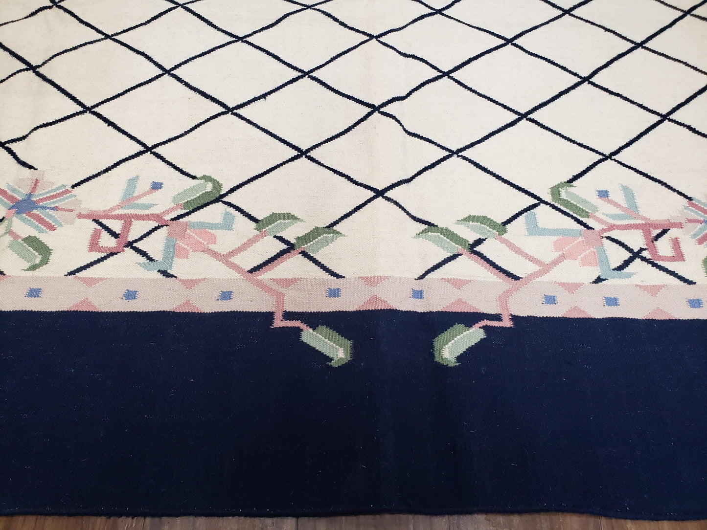 Vintage Dhurrie Rug, Indian Dhurrie 8x11 - 9x11, Wool Hand-Woven Ivory & Black Indo Carpet, Large Flat Weave Rug Living Room Rug Black White - Nuvé