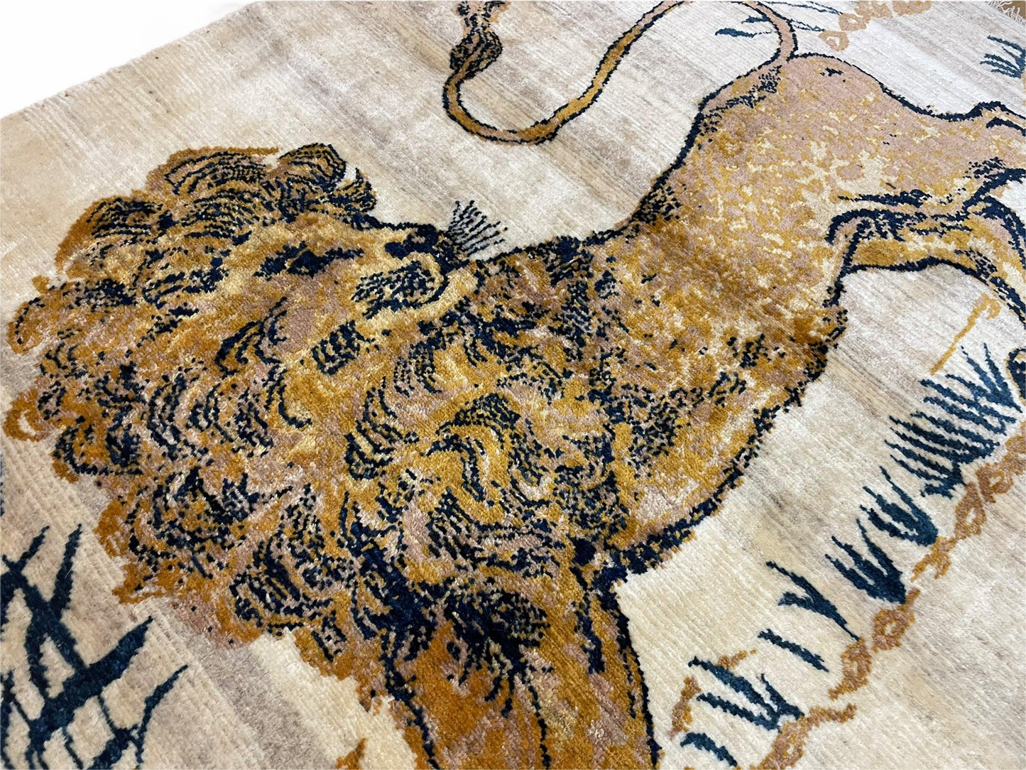 3.5 X 4 Handmade Hand-Knotted New Vintage Rug Quality Wool Lion Organic Dyes - Nuvé