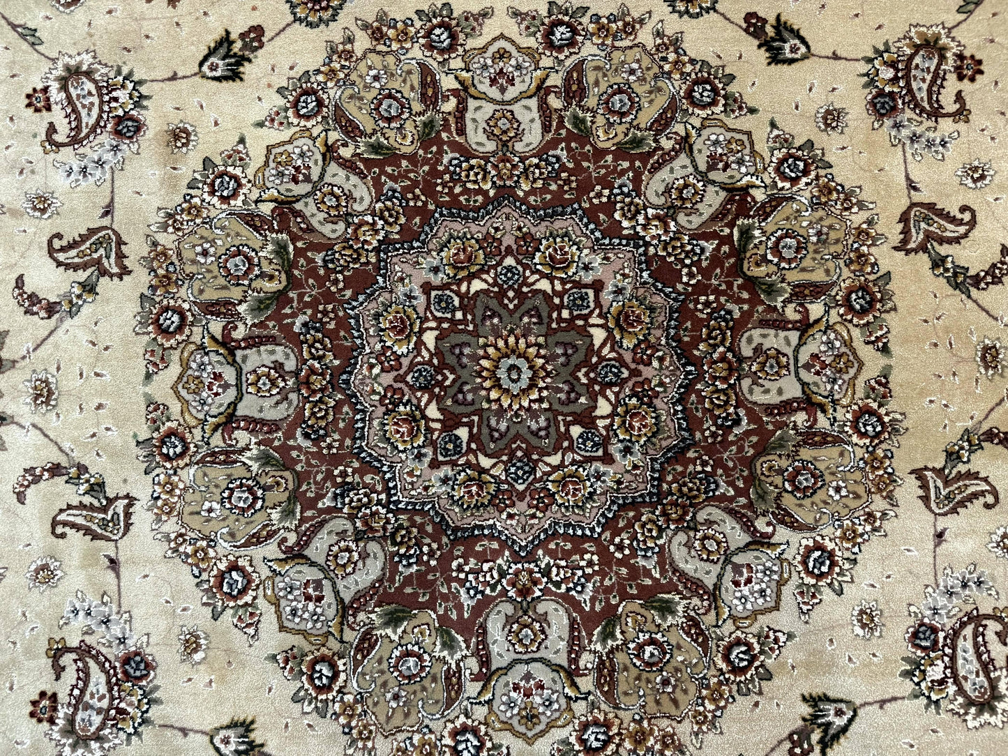 Sino Persian Rug 8x10, Wool and Silk Highlights, 290 KPSI, Floral Medallion - Nuvé