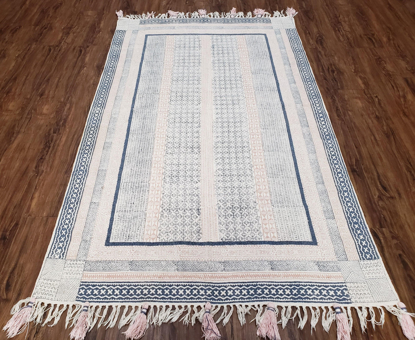 Vintage Moroccan Kilim Area Rug 4x6, Ivory & Blues, Moroccan Wall Hanging, Wool, Handmade, 3'9" x 6' 1", Boho Rug, Flatweave Moroccan Carpet - Nuvé
