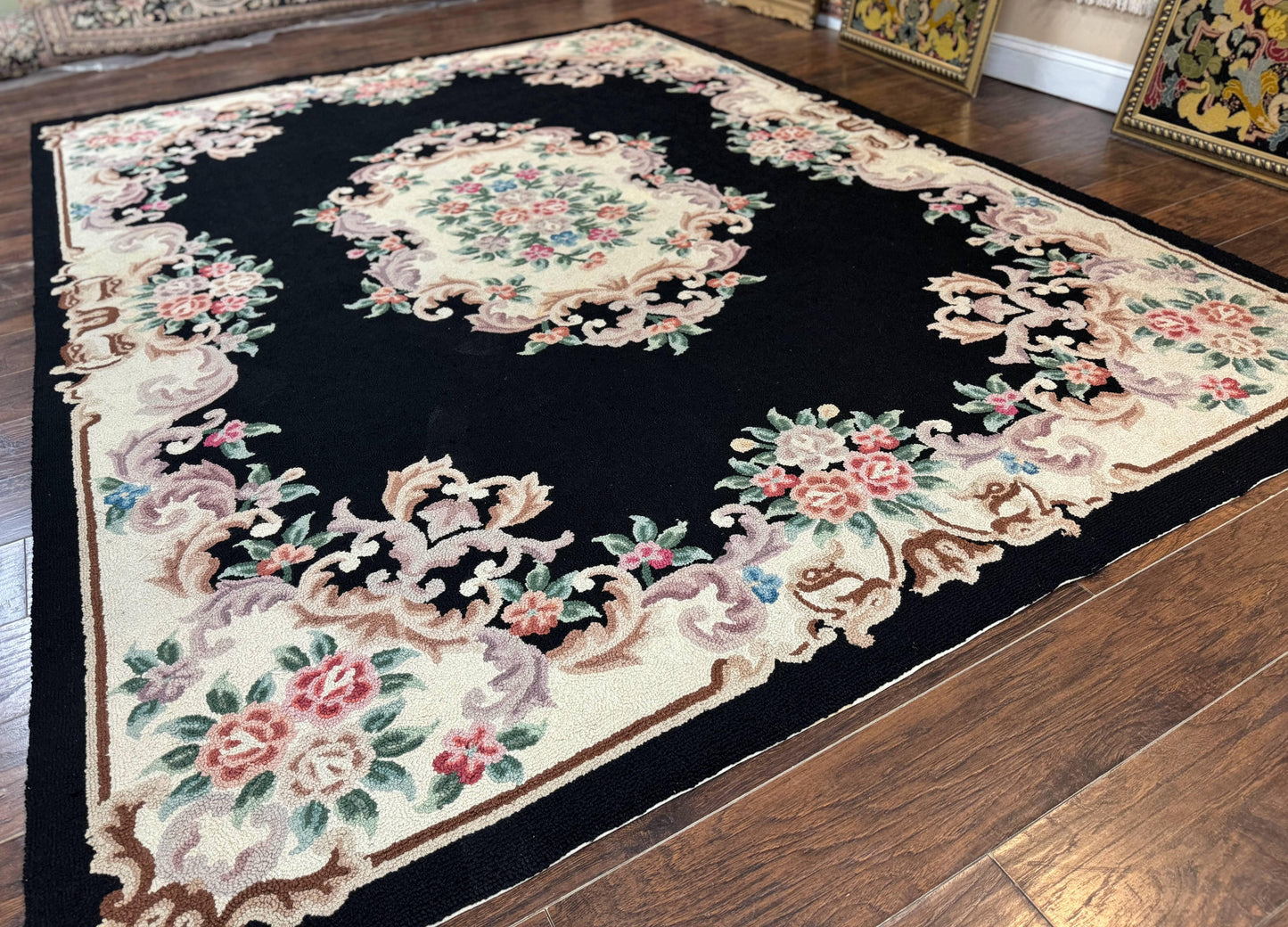 Aubusson Rug 8x11, Black and Ivory, Hooked Rug, Vintage, Wool - Nuvé